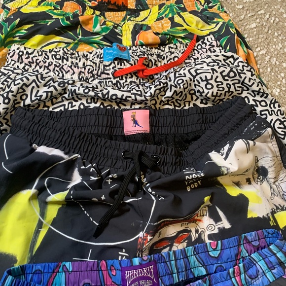 Colorful Graphic Shorts - Picture 2 of 7